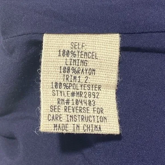 MOON River Embroidered Floral Denim Romper XS Nwt - Picture 11 of 11